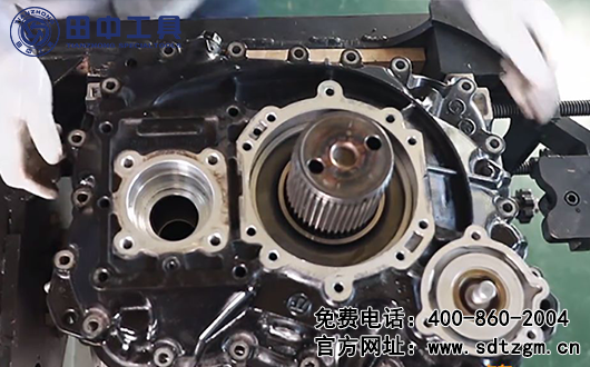 ZF16档变速器拆卸，ZF变速箱维修工具