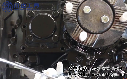 ZF16档变速器拆卸，ZF变速箱维修工具