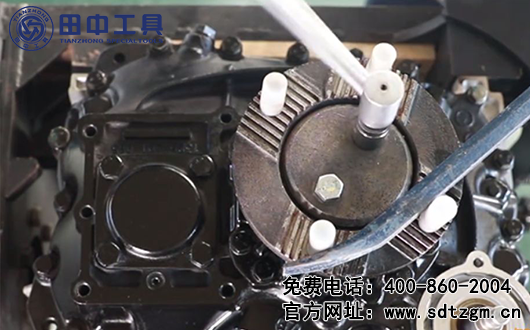 ZF16档变速器外围件的拆卸，你不点开了解一下？